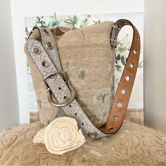 Claudia Akel Handbags - Claudia Akel Handmade Boho Woven/Embroidered/Leather Bucket Bag, EUC